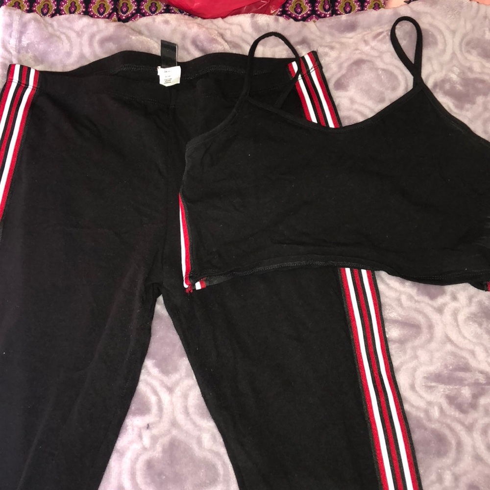 🖤❤️ 2 piece set - Picture 3 of 8